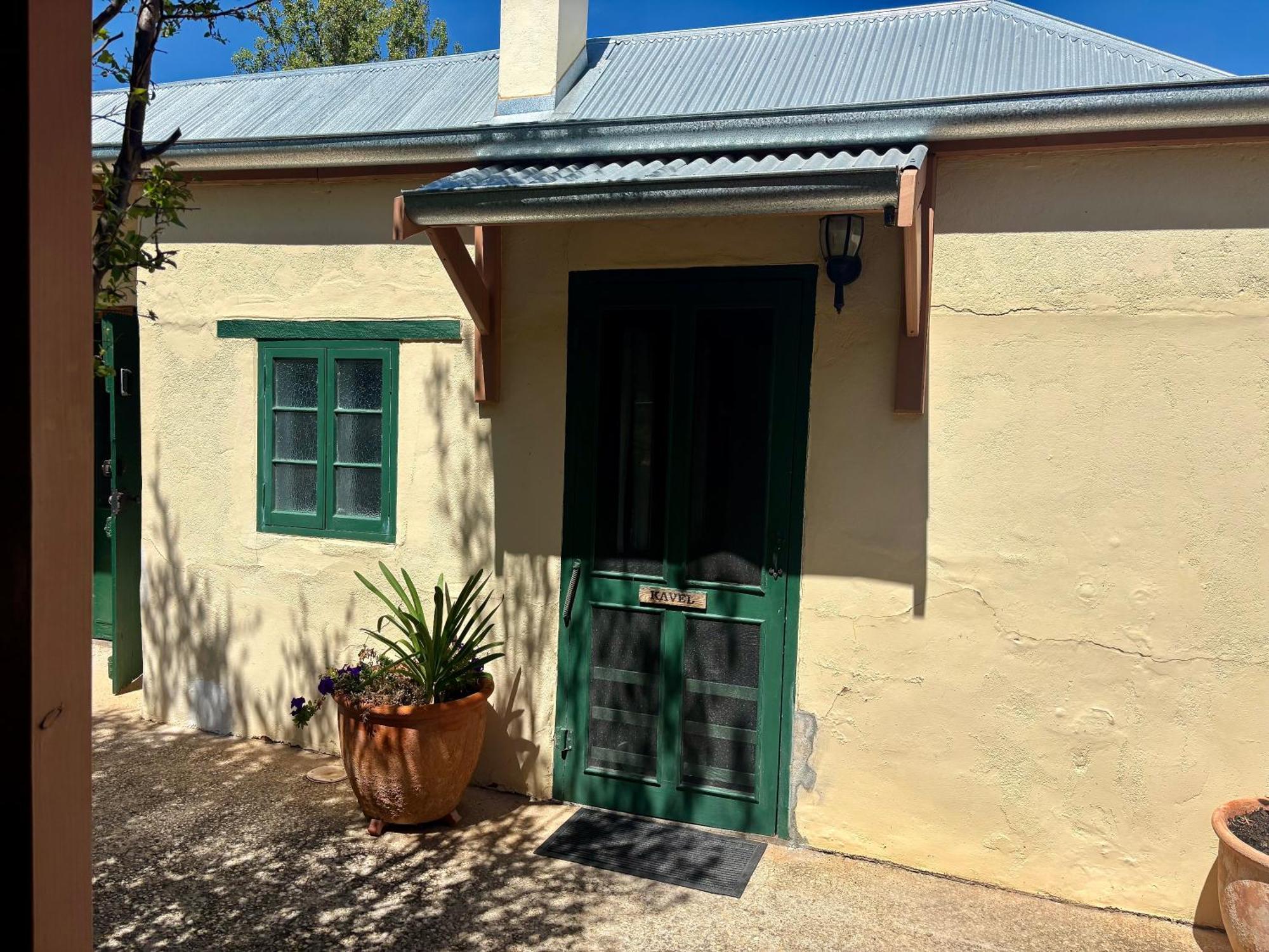 Goat Square House - Historic Row Cottages Tanunda Exteriör bild